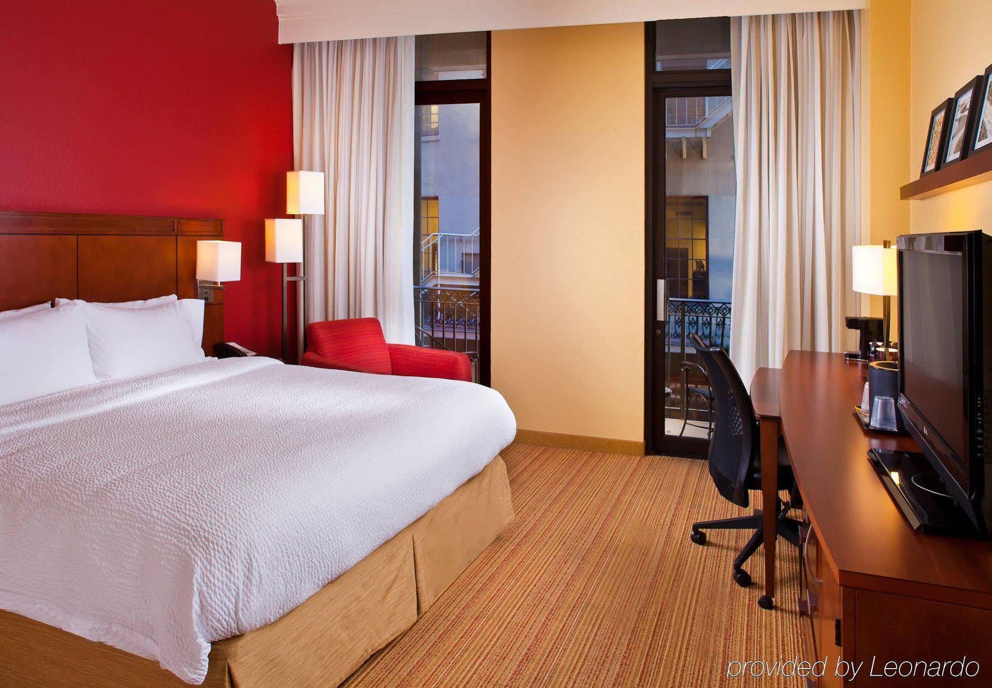 Hotel Courtyard By Marriott Downtown Near The French Quarter Nueva Orleans