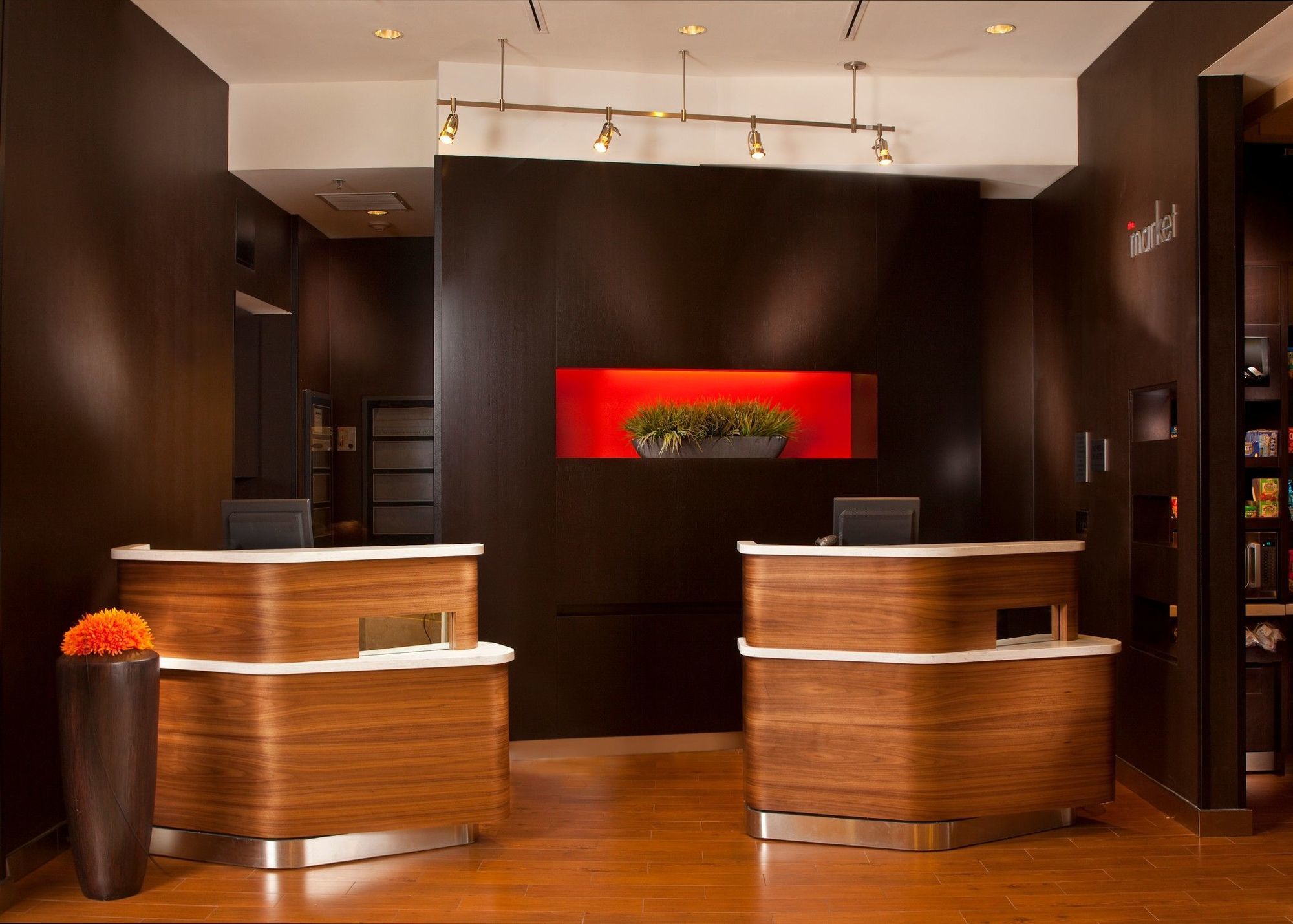 Courtyard By Marriott Downtown Near The French Quarter Hotel Nueva Orleans